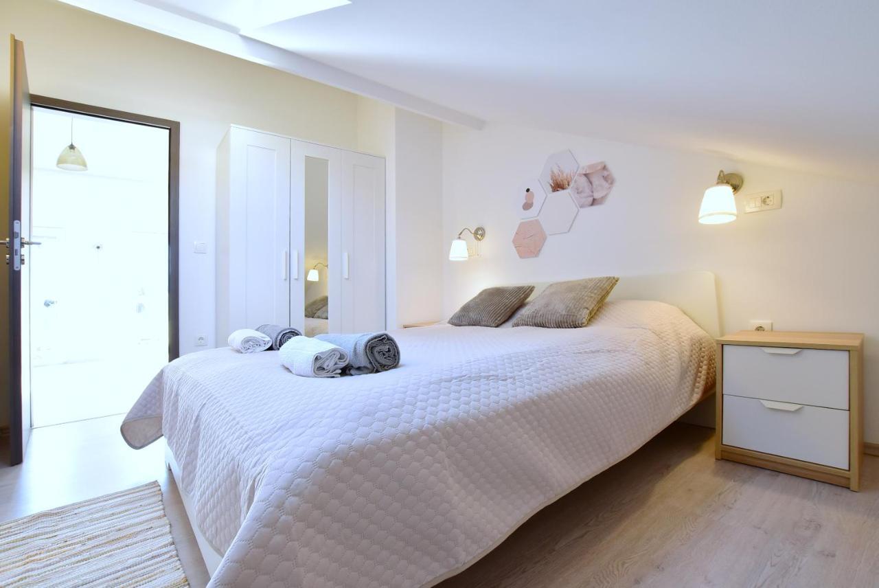 סטארי גראד Apartments Sea & Sky מראה חיצוני תמונה