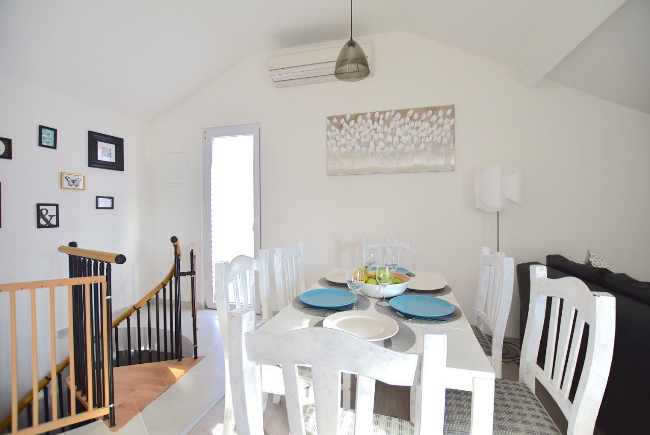 סטארי גראד Apartments Sea & Sky מראה חיצוני תמונה