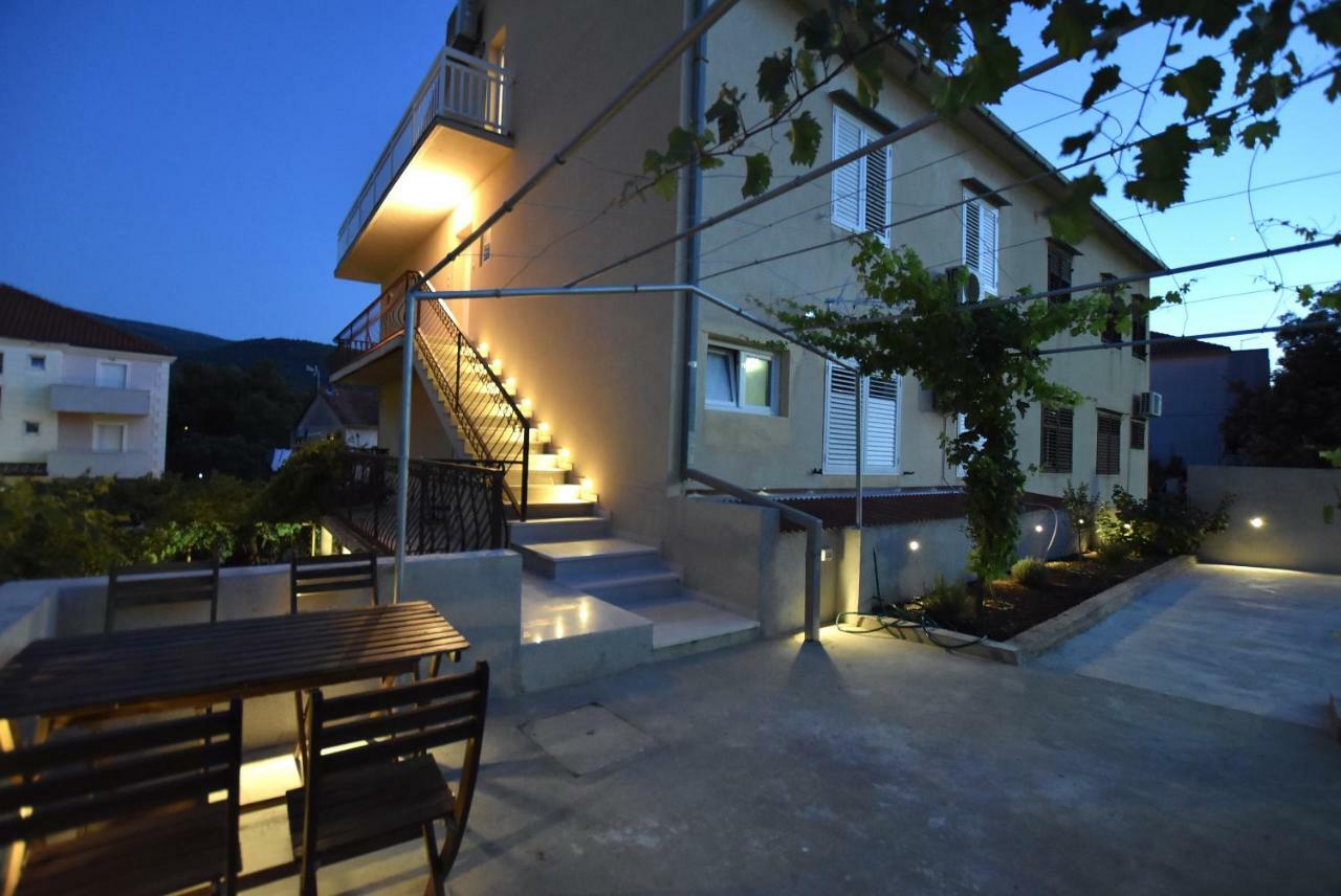 סטארי גראד Apartments Sea & Sky מראה חיצוני תמונה